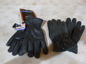 lot 65 image: 2 Pair of Leather Snow Gloves