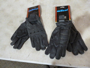 lot 74 image: 2 Pair of Mossi Motorsports Apparel Leather Motorcycle Gloves