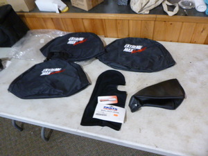 lot 80 image: 3 Extreme Max Racing Helmet Totes