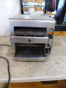 lot 2 image: Commercial Toaster