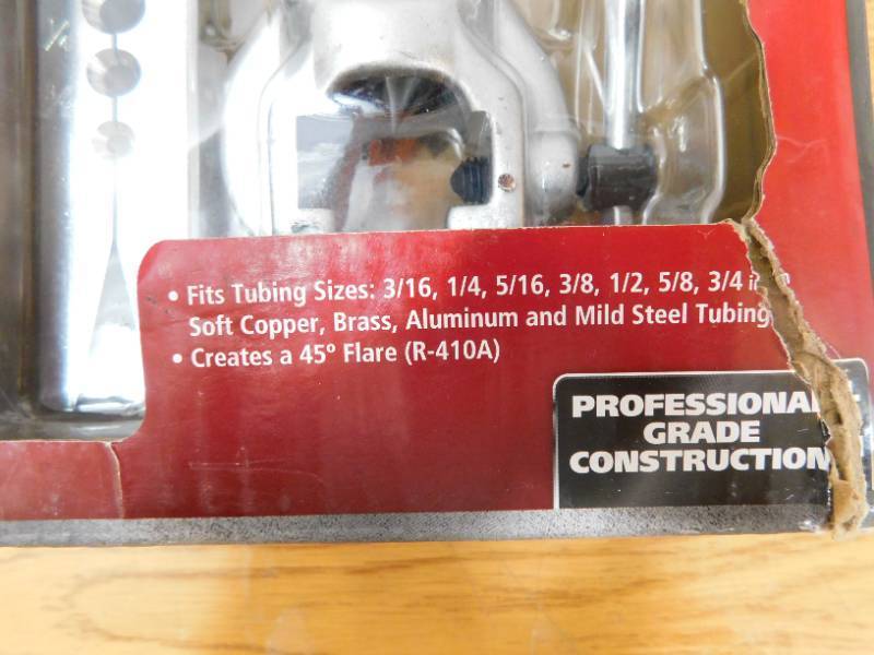 lot 66 image: Husky Heavy-Duty Pro for 316 in. - 34 in. Tubing Flaring Tool