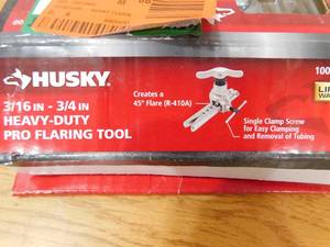lot 84 image: Husky Heavy-Duty Pro for 316 in. - 34 in. Tubing Flaring Tool