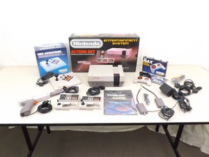 lot 3 image: Nintendo NES Gaming System With Original Box