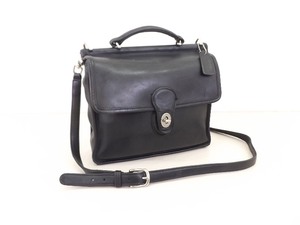 lot 66 image: Authentic Vintage COACH Black Leather Willis Bag