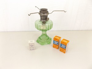 lot 63 image: Antique Model B Green Base Aladdin Lamp wNew Wick and Accessories