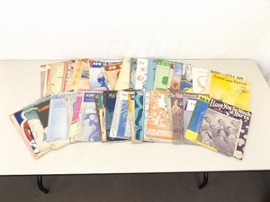 lot 87 image: Lot of Antique and Vintage Sheet Music