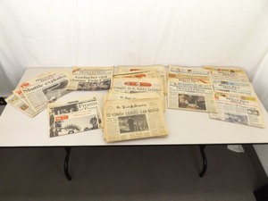 lot 89 image: Lot of Collectible Vintage News Papers