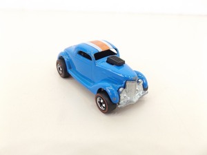 lot 118 image: Original Hot Wheels Redline Light Blue Neet Streeter