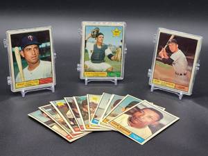 lot 127 image: 40 Assorted 1961 Topps Baseball Cards in (4) ten Card Count Plastic Holders
