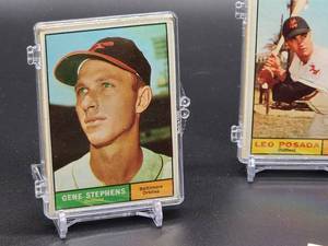 lot 31 image: 40 Assorted 1961 Topps Baseball Cards in (4) ten Card Count Plastic Holders