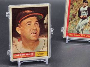 lot 112 image: 40 Assorted 1961 Topps Baseball Cards in (4) ten Card Count Plastic Holders