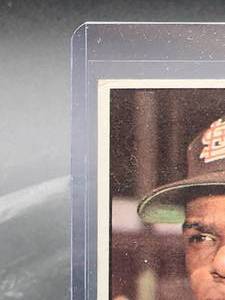 lot 142 image: 1961 Topps Bob Gibson Baseball Card #211