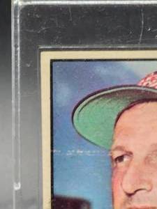 lot 140 image: 1961 Topps Stan Musial Baseball Card #290