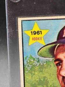 lot 138 image: 1961 Topps Carl Yastrzemski 2nd Year Baseball Card #287