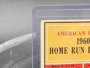 lot 119 image: 1961 Topps Mickey Mantle  Roger Maris Baseball Card #44