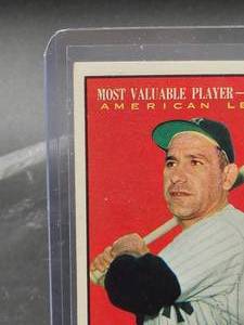lot 125 image: 1961 Topps Yogi Berra Baseball Card #472