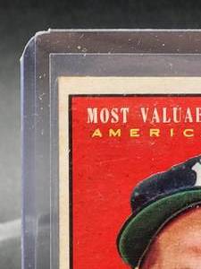 lot 137 image: 1961 Topps Phil Rizzuto Baseball Card #471