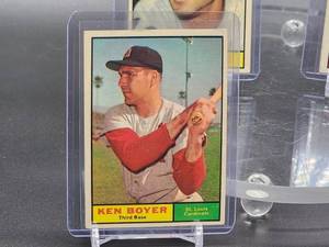 lot 129 image: (4) Assorted 1961 Topps Baseball Cards