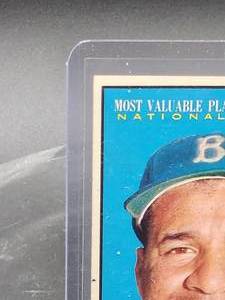 lot 71 image: 1961 Topps Roy Campanella Baseball Card #480