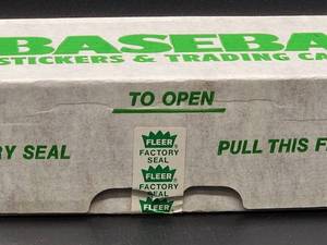 lot 179 image: 1988 Fleer Baseball Green Factory Sealed Set