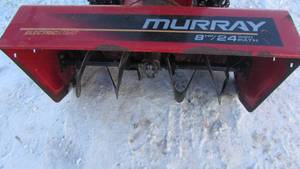 lot 26 image: Murray 824 Snow Blower