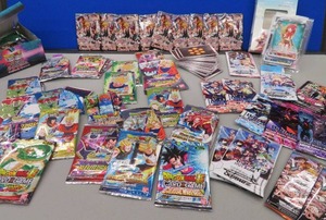 lot 20 image: HUGE LOT OF CARDS. DRAGON BALL PLUS PLUS PLUS