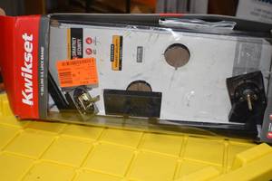 Kwikset front door lock and handle
