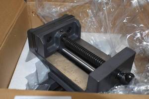 Wen cross vise