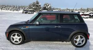 lot 3 image: 2006 Mini Cooper