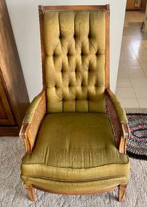 Broyhill Furniture Lenoir Vintage Green Accent Chair