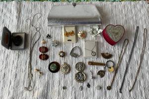 Vintage Costume Jewelry Lot