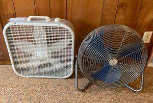 2 Large Floor Fans