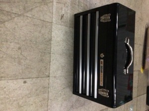 lot 9 image: GEARWRENCH 20 in. 3-Drawer Steel Tool Box in Black