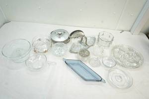 lot 21 image: glasswaremetalware