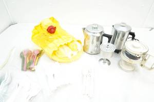lot 40 image: camping food gear