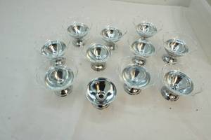 lot 98 image: glass dessert bowls