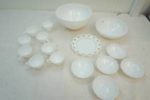 lot 105 image: milk glass