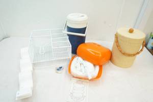 lot 119 image: utensil organizer
