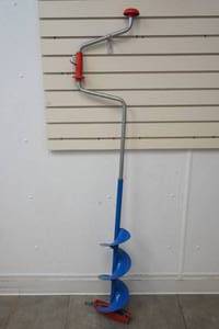 lot 191 image: ice auger