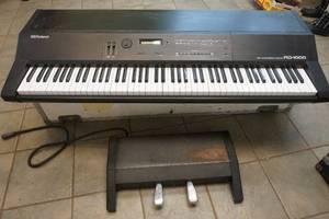lot 201 image: Roland Digital Piano