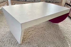 lot 61 image: Contemporary Coffee Table