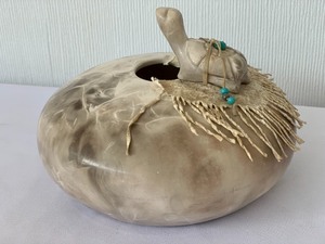 lot 113 image: Handcrafted Vessel w Turtle Figurine