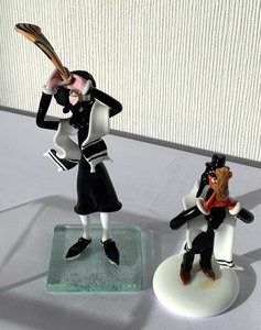 lot 43 image: Two Musical Rabbi Figurines by Moretti Raffaele