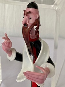 lot 183 image: Three Art Glass Rabbi Figurines