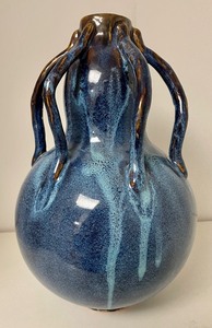 lot 159 image: Fantastic Vase