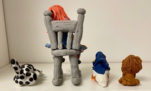 lot 171 image: 4 Fantastic Clay Figurines