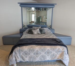 lot 9 image: Unique Contemporary Vintage Blue Bedroom Set