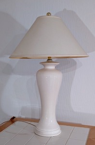 lot 18 image: Pair of Ceramic Table Lamps