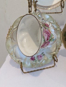 lot 228 image: Vintage TeacupSaucers with Display Holders