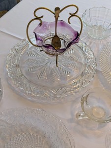 lot 229 image: Assorted Vintage CutPressed Glassware